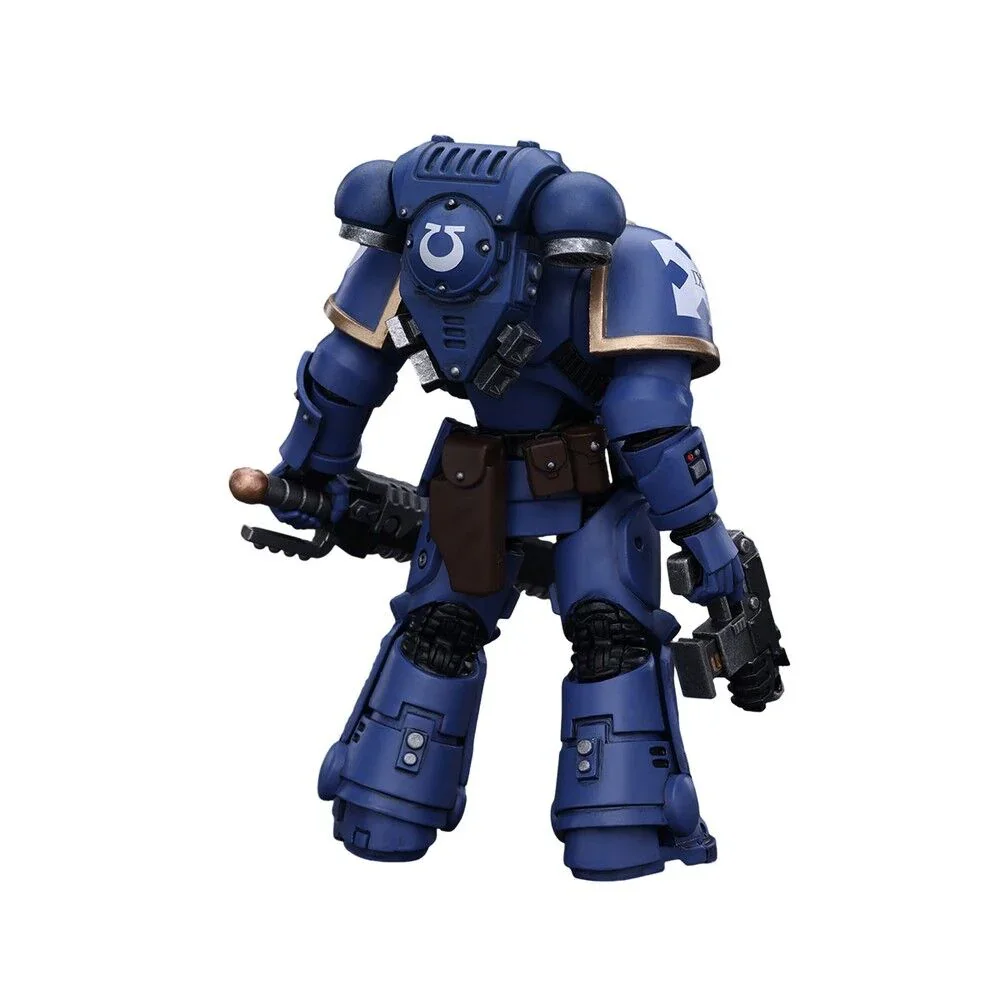 Warhammer Collectibles: 1/18 Scale Space Marines Ultramarines Outriders Brother Catonus - Pre-Order - Image 4